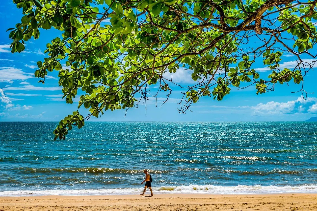 Palm Cove Holiday Apartment キュランダ 0*,  オーストラリア